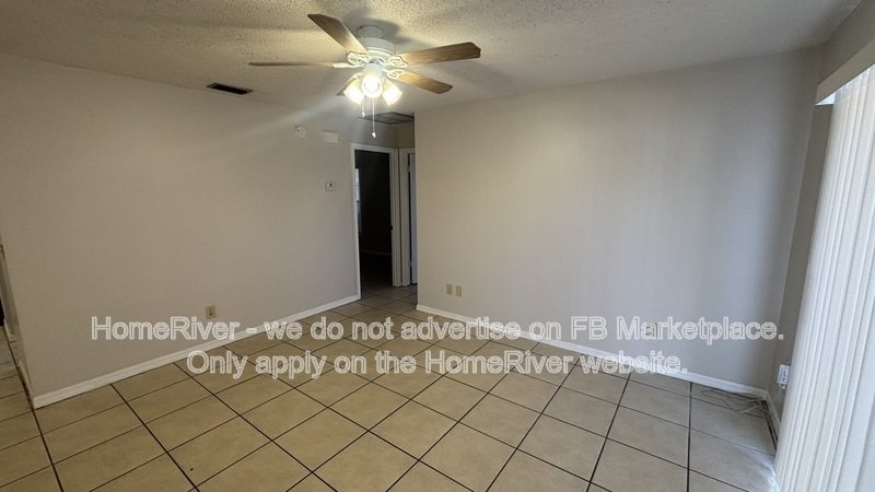 Move In Ready!- 3201 Bloomingdale Villas Ct. property image
