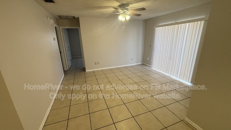 Move In Ready!- 3201 Bloomingdale Villas Ct. property image