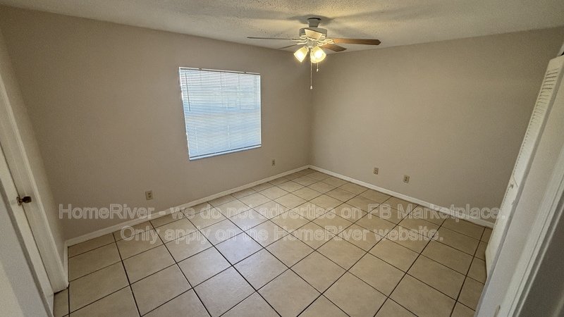 Move In Ready!- 3201 Bloomingdale Villas Ct. property image