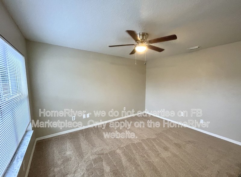 Move In Ready! - 2866 Emerson Ave S Saint Petersburg, FL 33712 property image