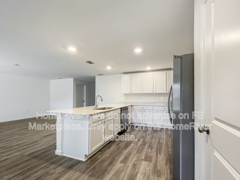 Available Now! Amazing 4 bed 2 bath home! property image