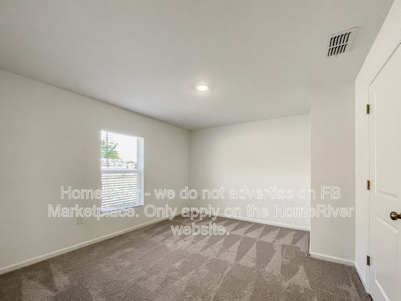 Available Now! Amazing 4 bed 2 bath home! property image