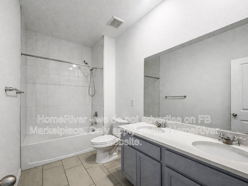 Move In Ready! 13702 KINSALE ST, RIVERVIEW FL 33579 property image