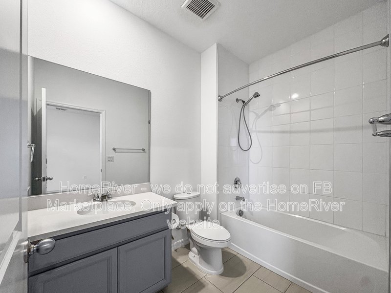 Move In Ready! 13702 KINSALE ST, RIVERVIEW FL 33579 property image