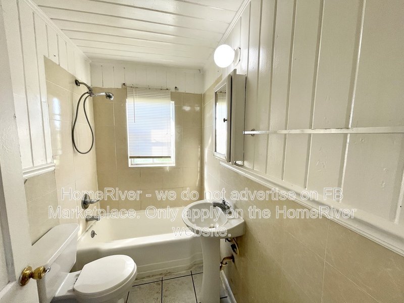 Available Now - 425 South Blvd E property image