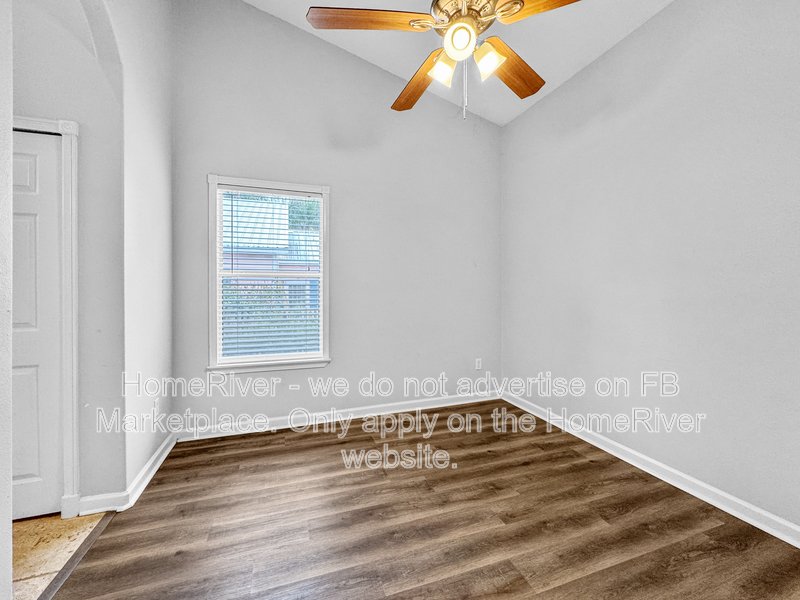 Available Now! Amazing 3 bed 2 bath home! property image