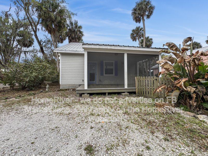 Available Now! Amazing 3 bed 2 bath home! property image