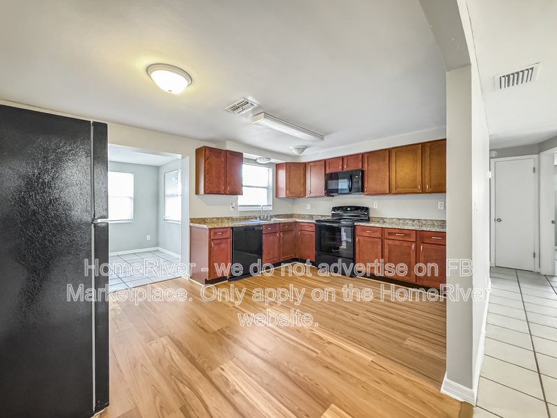 AVAILABLE NOW! property image