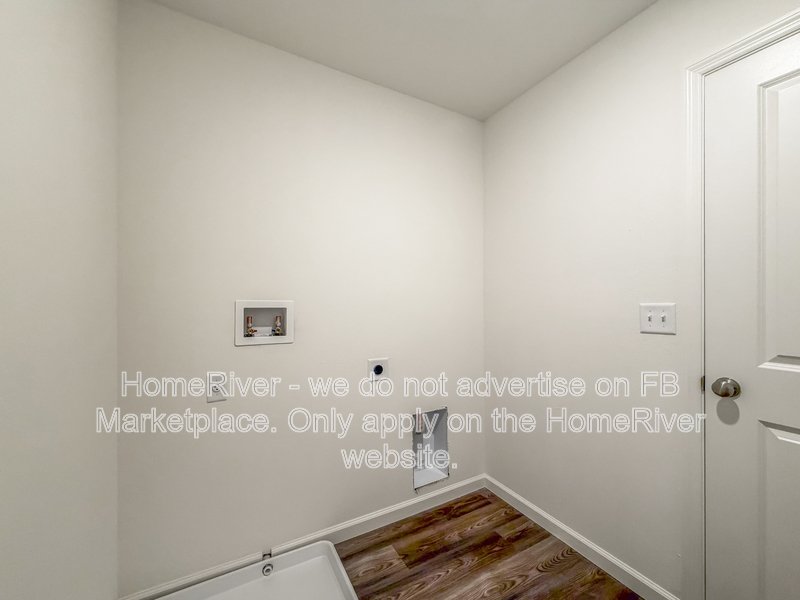 Available Now! Amazing 4 bedroom 2.5 bath home! property image