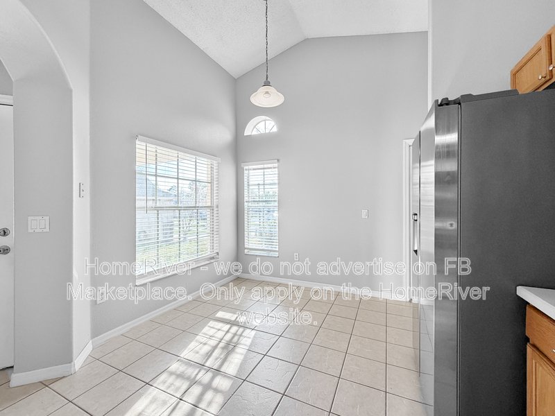 Available Now! Amazing 3 bed 2 bath home! property image