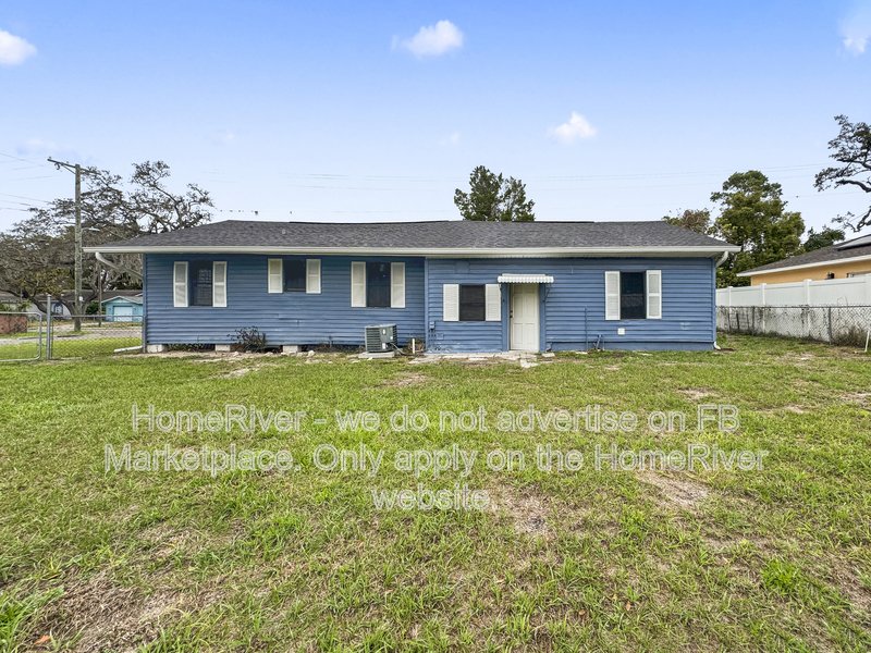 Available Now! Amazing 3 bed 2 bath home! property image