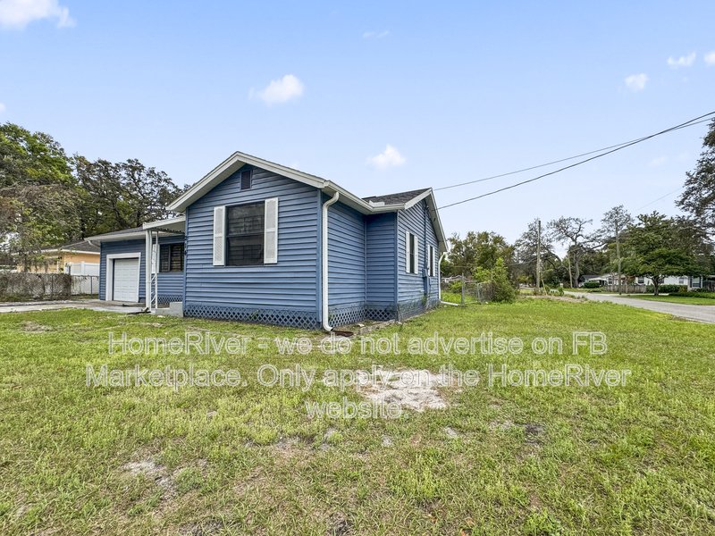 Available Now! Amazing 3 bed 2 bath home! property image