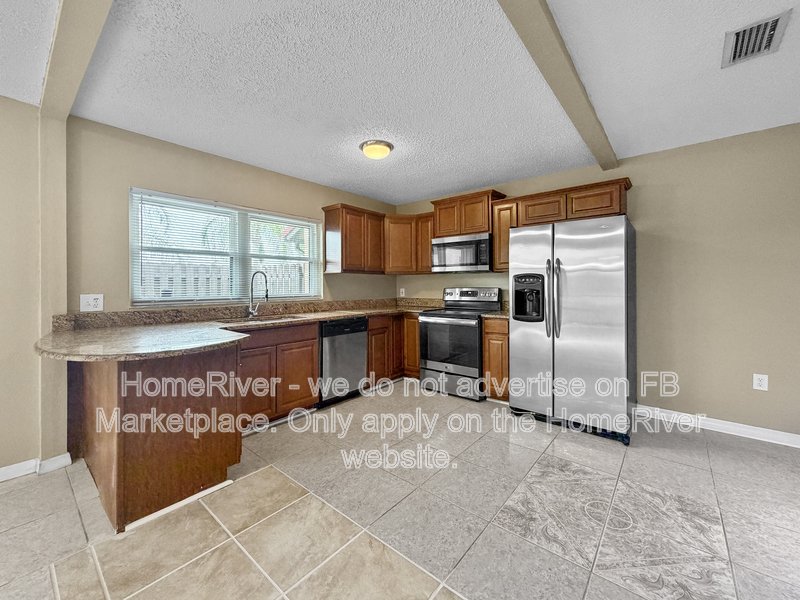 Townhouse I 3 Bed/2.5 Bath I Poinciana property image