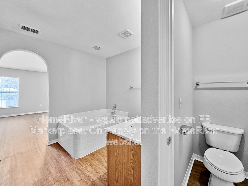 Spacious 4BR Home with Office, Loft &amp; Huge Backyard ? No Carpet!! property image