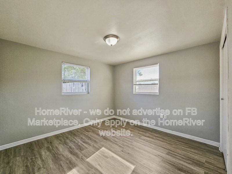 Available Now | 3 Beds | Pets Welcome property image