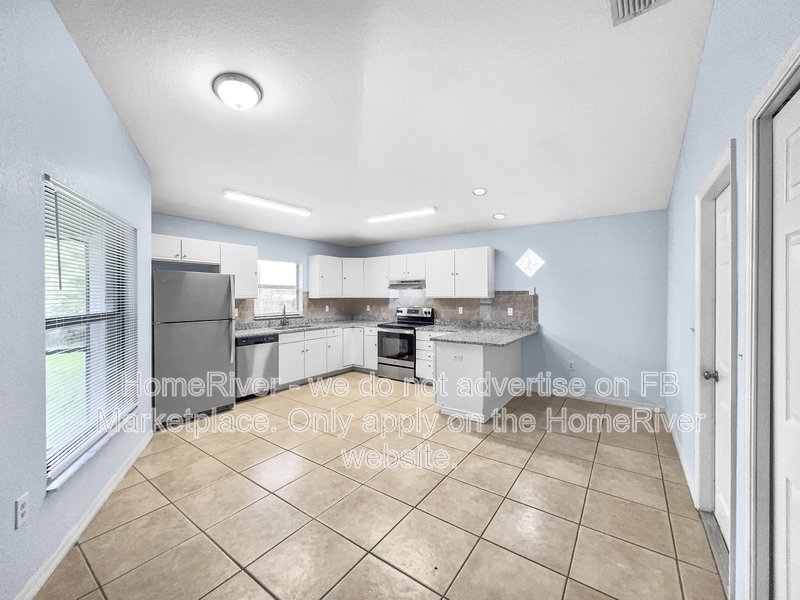 Available Now | Pets Welcome | Attached Garage property image