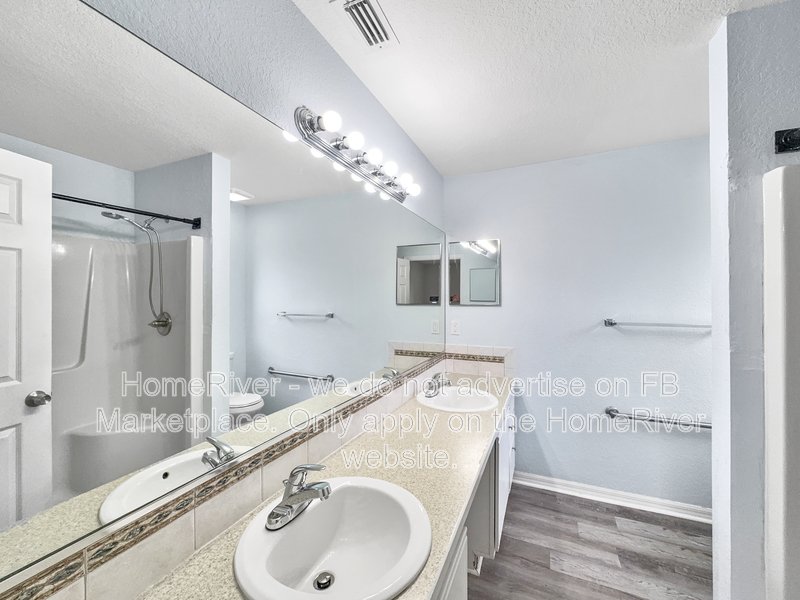 Available Now | Pets Welcome | Attached Garage property image