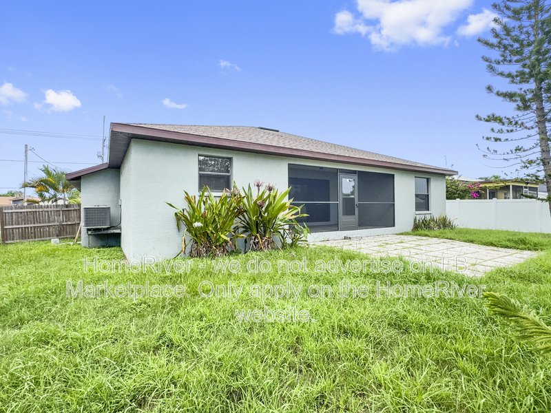 Available Now | Pets Welcome | Attached Garage property image