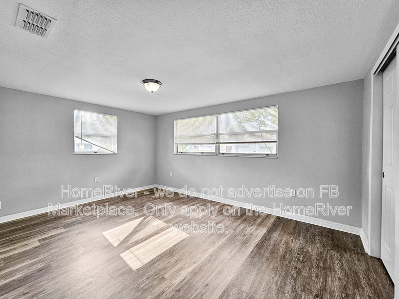 Available Now | Pets Welcome |  3Beds property image