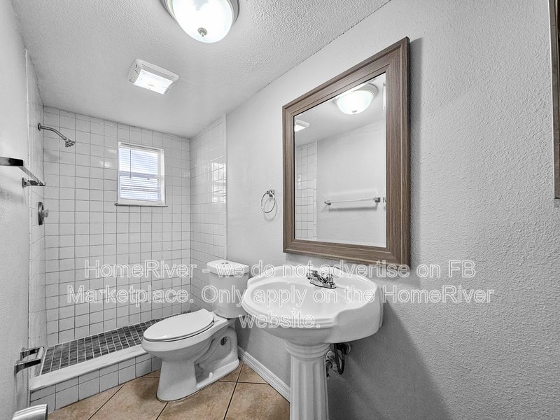 Available Now | Pets Welcome |  3Beds property image