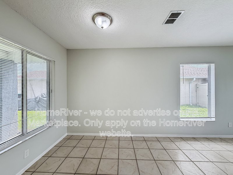 Available Now | Pets Welcome | 4 beds | Screened in Lanai property image
