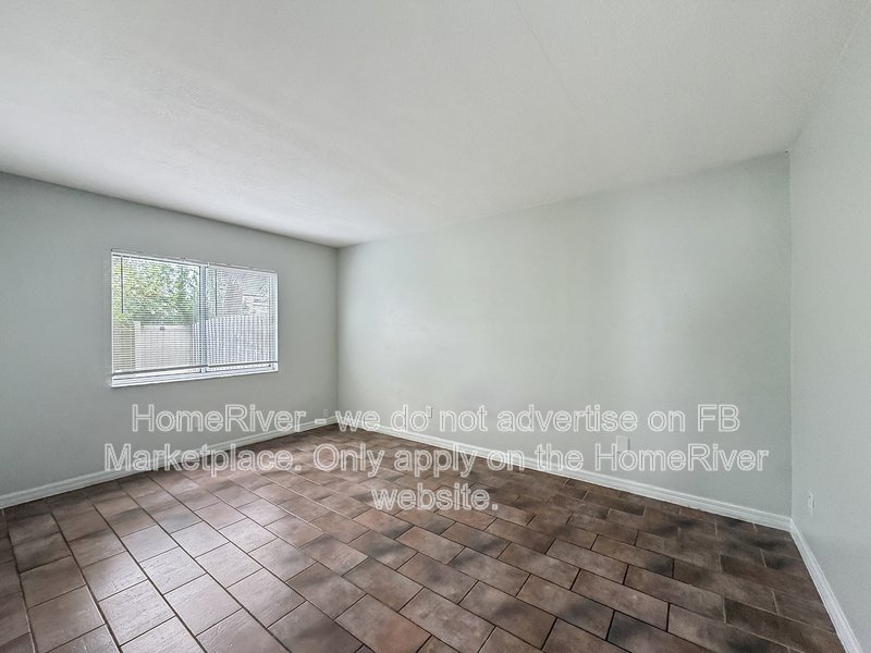 Available Now | Pets Welcome | 4 beds | Screened in Lanai property image