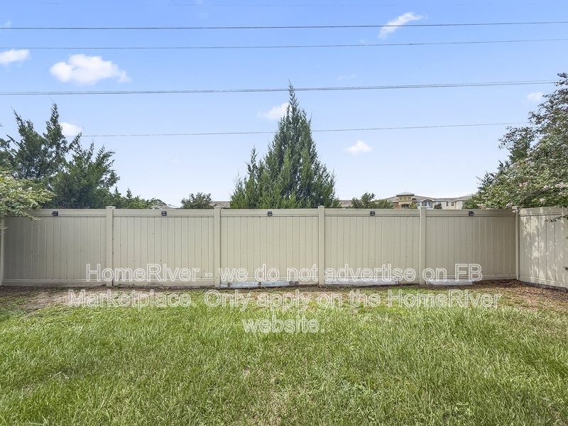 Available Now | Pets Welcome | 4 beds | Screened in Lanai property image