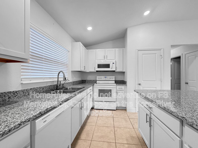 204 MILES CT, DAVENPORT FL 33837 property image