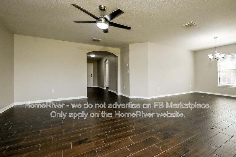 Coming Soon | Pets Welcome | 2 Car Garage property image