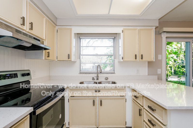 Coming Soon | Pets Welcome | property image