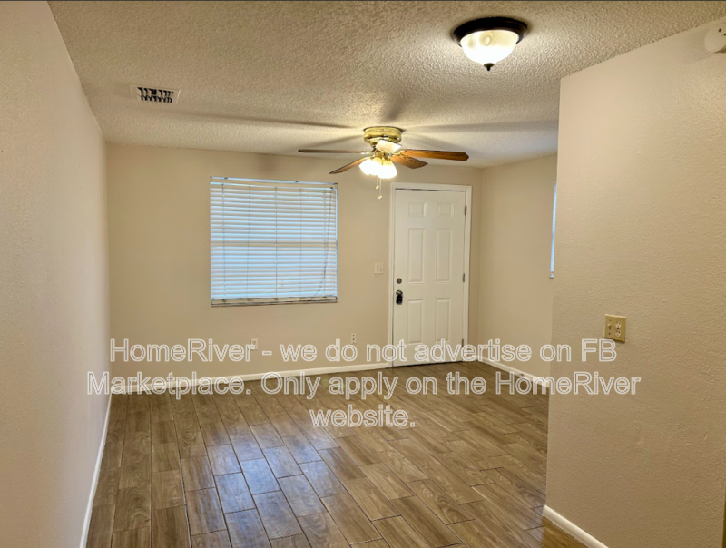 Do Not Miss Out - 1207 E 108th Ave Unit A1207 E 108th Ave Unit A Tampa property image