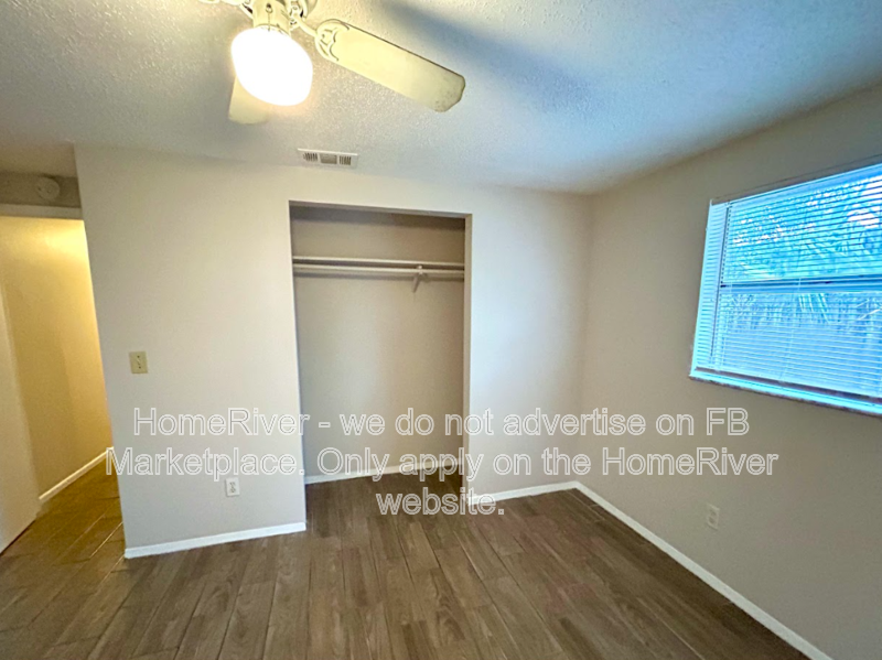 Do Not Miss Out - 1207 E 108th Ave Unit A1207 E 108th Ave Unit A Tampa property image