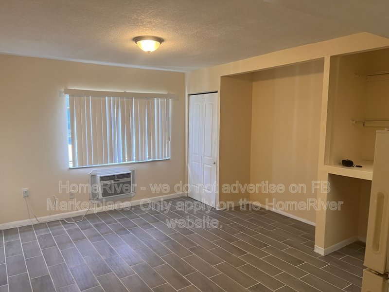 Move In Ready! - 1256 E 113th Ave Tampa, FL 33612 property image
