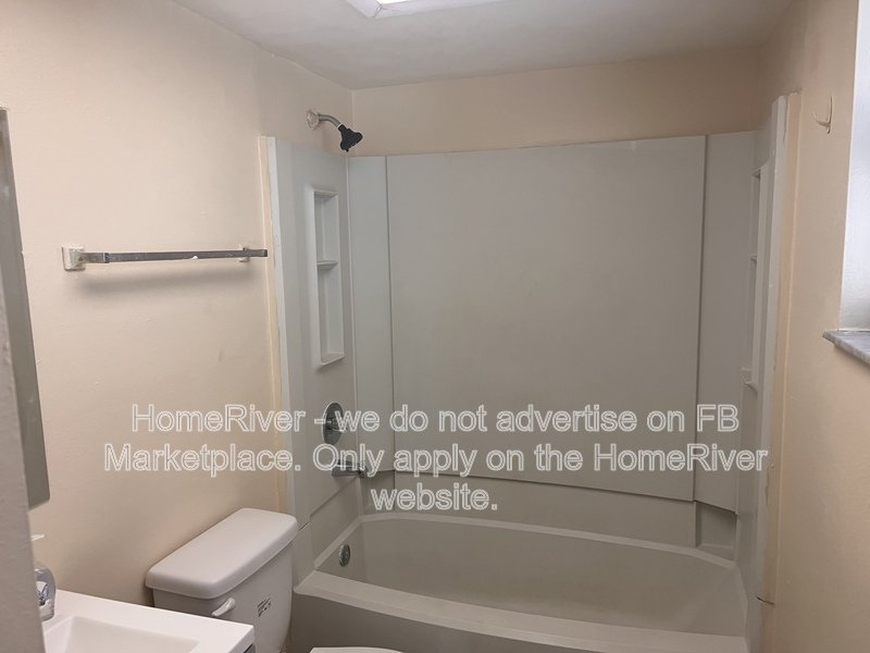 Move In Ready! - 1256 E 113th Ave Tampa, FL 33612 property image