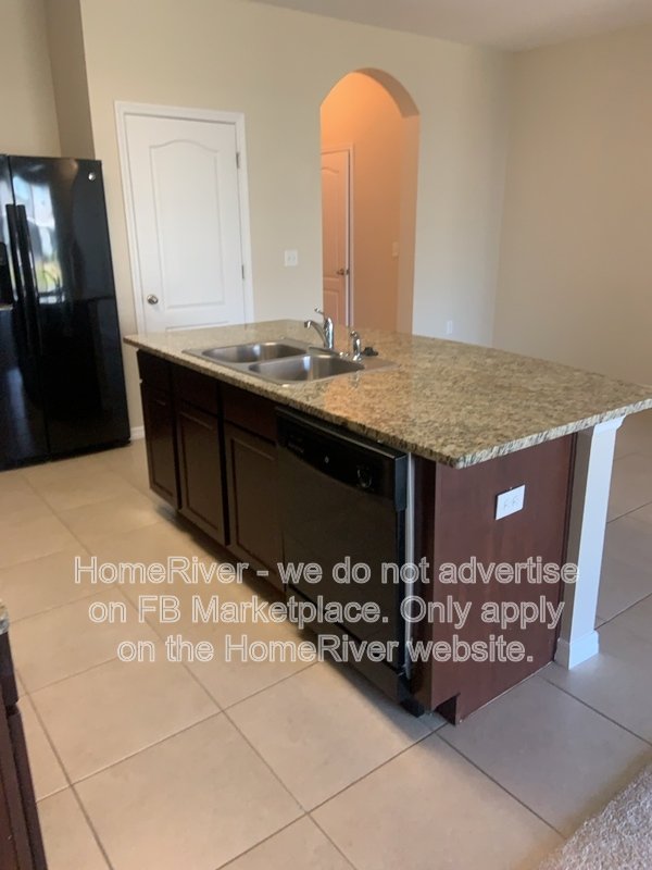 Move In ready! - 8831 Indigo Trail Loop  Riverview, FL 33578 property image