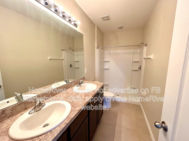 Move In ready! - 8831 Indigo Trail Loop  Riverview, FL 33578 property image