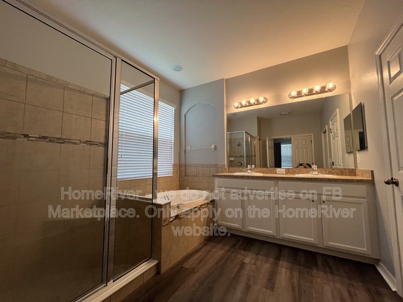 Now Available! - 12728 Avelar Creek Dr, Riverview property image