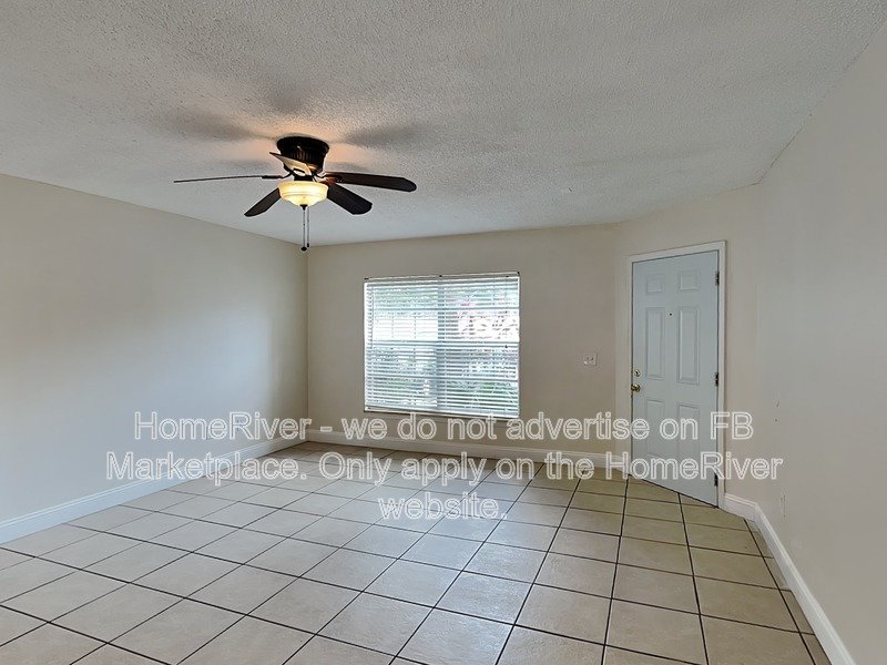 Available Now - 3651 N Goldenrod Rd. F11 property image