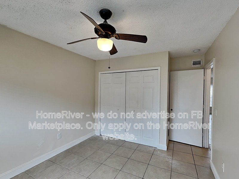 Available Now - 3651 N Goldenrod Rd. F11 property image