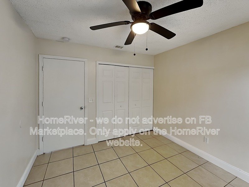 Available Now - 3651 N Goldenrod Rd. F11 property image