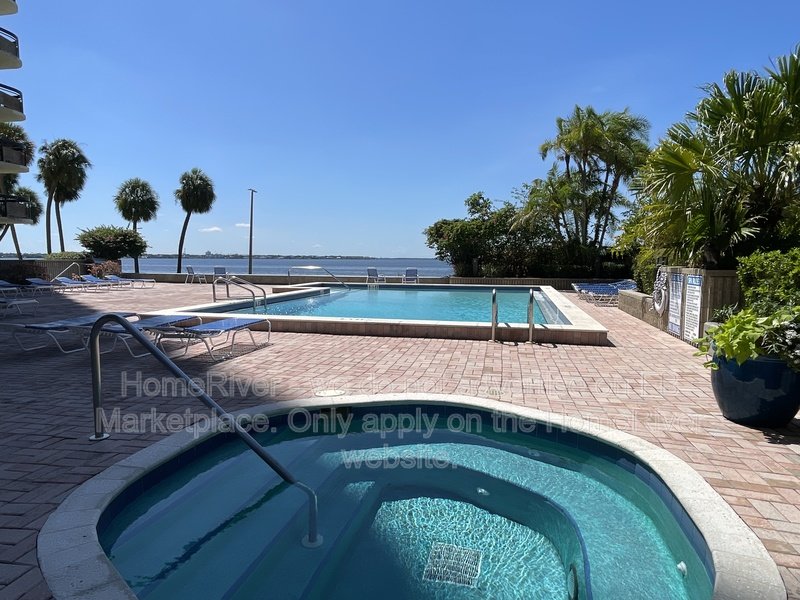 Now available - 2413 Bayshore Blvd Unit 1904, Tampa property image