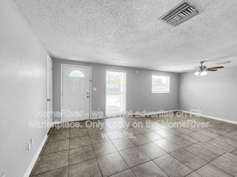 Available Now! 2844 Homewood St, Clearwater FL 33759 property image