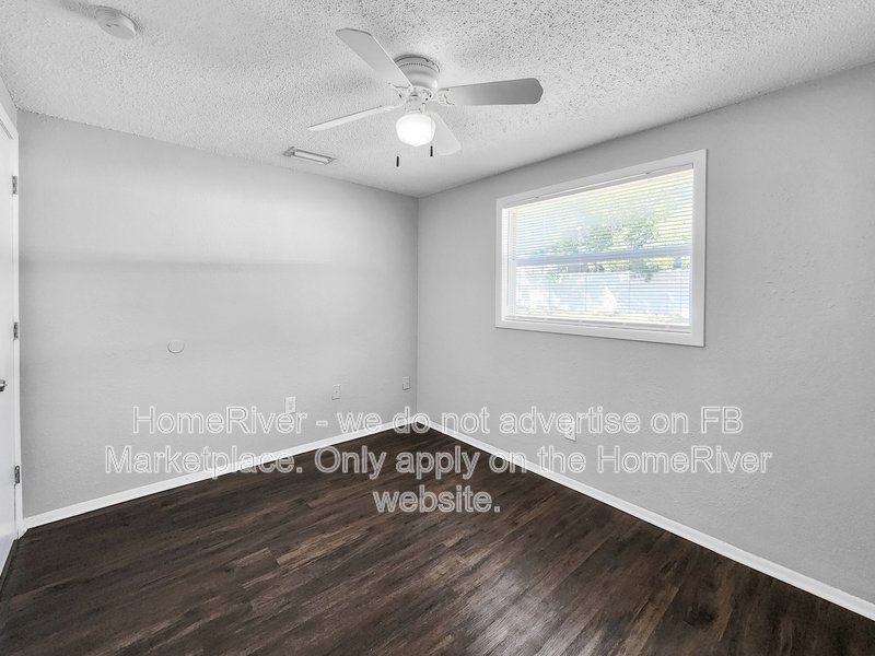 Available Now! 2844 Homewood St, Clearwater FL 33759 property image