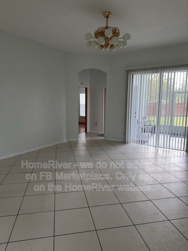 Move In Ready! -  729 ADRIANE PARK CIR, KISSIMMEE FL 34744 property image