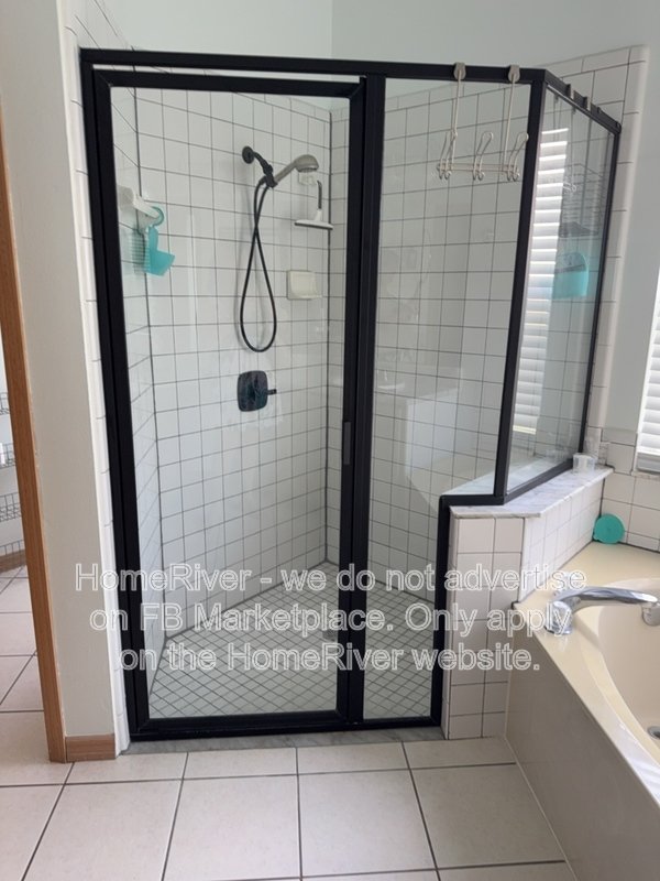 Move In Ready! -  729 ADRIANE PARK CIR, KISSIMMEE FL 34744 property image