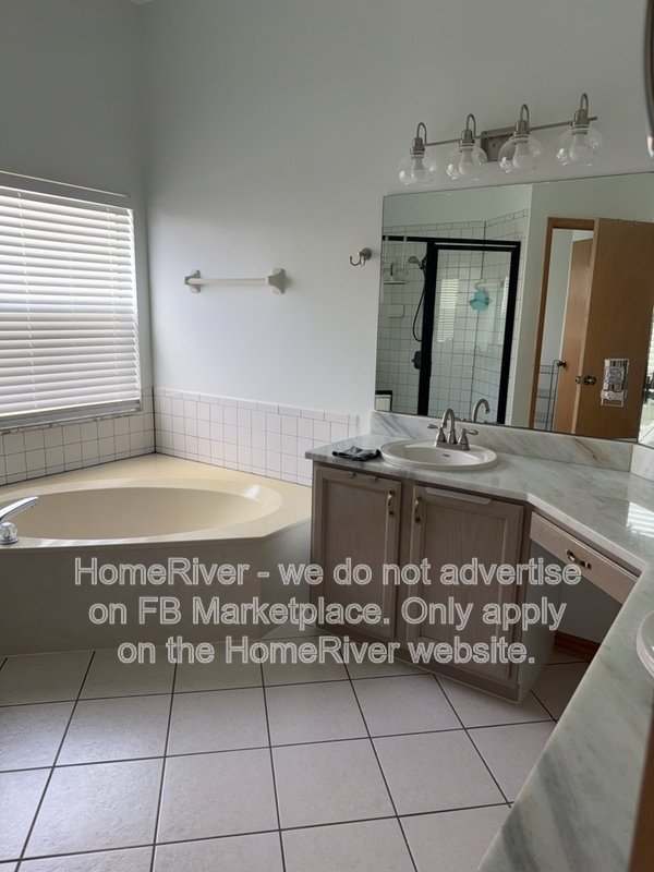 Move In Ready! -  729 ADRIANE PARK CIR, KISSIMMEE FL 34744 property image