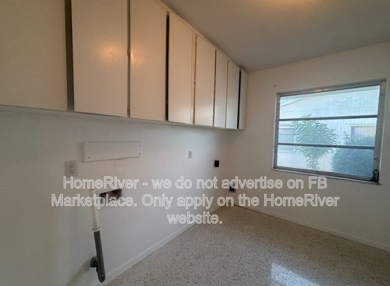 55+ Community - 1709 N PEBBLE BEACH BLVD, SUN CITY CENTER FL 33573 property image