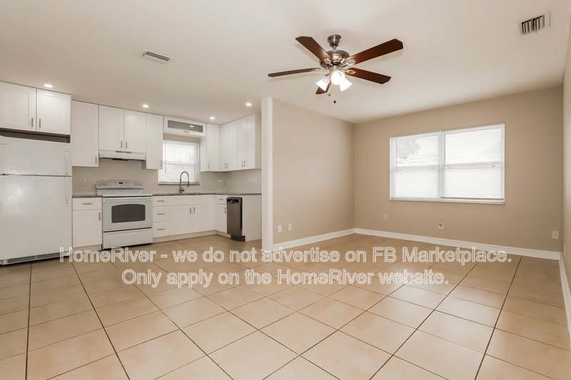 Available Now! 779 Lynndale Dr N, St Petersburg FL 33703 property image