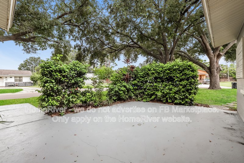 Available Now! 779 Lynndale Dr N, St Petersburg FL 33703 property image