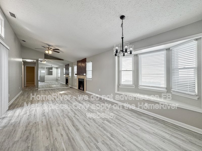 Available Now! 4315 Longshore Dr Land O Lakes FL 34639 property image